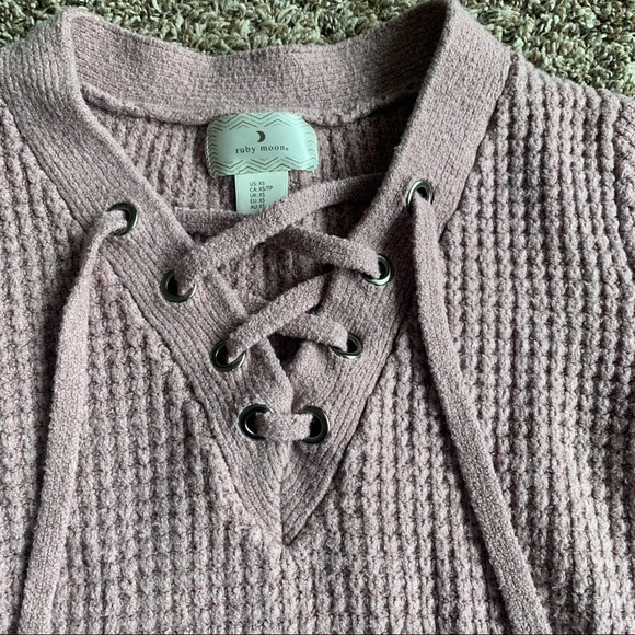 Ruby Moon sweater - Picture 3 of 7